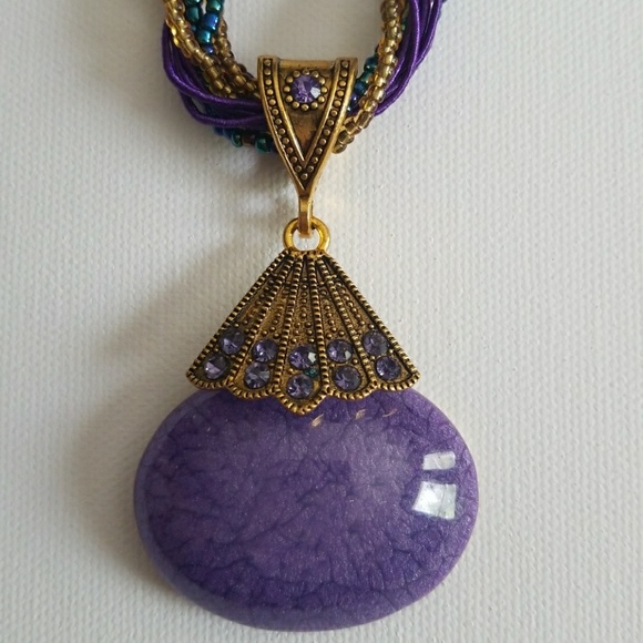 Fashion Necklace - Picture 2 of 4